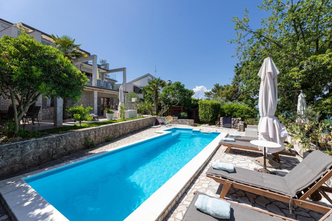 Apartments Ana Malinska Luaran gambar